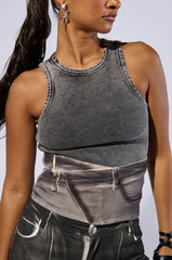 THE EDGE DISTRESSED DENIM BELT
