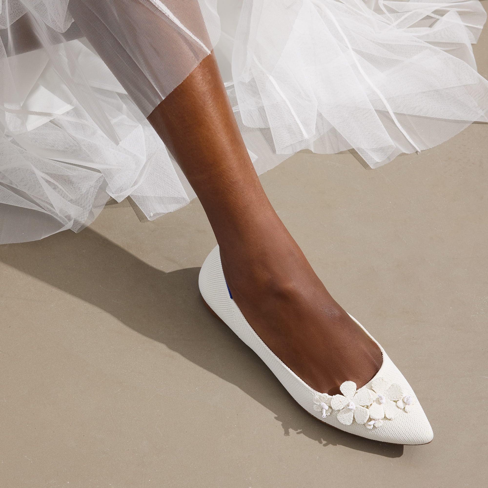 The Petal Point II - White