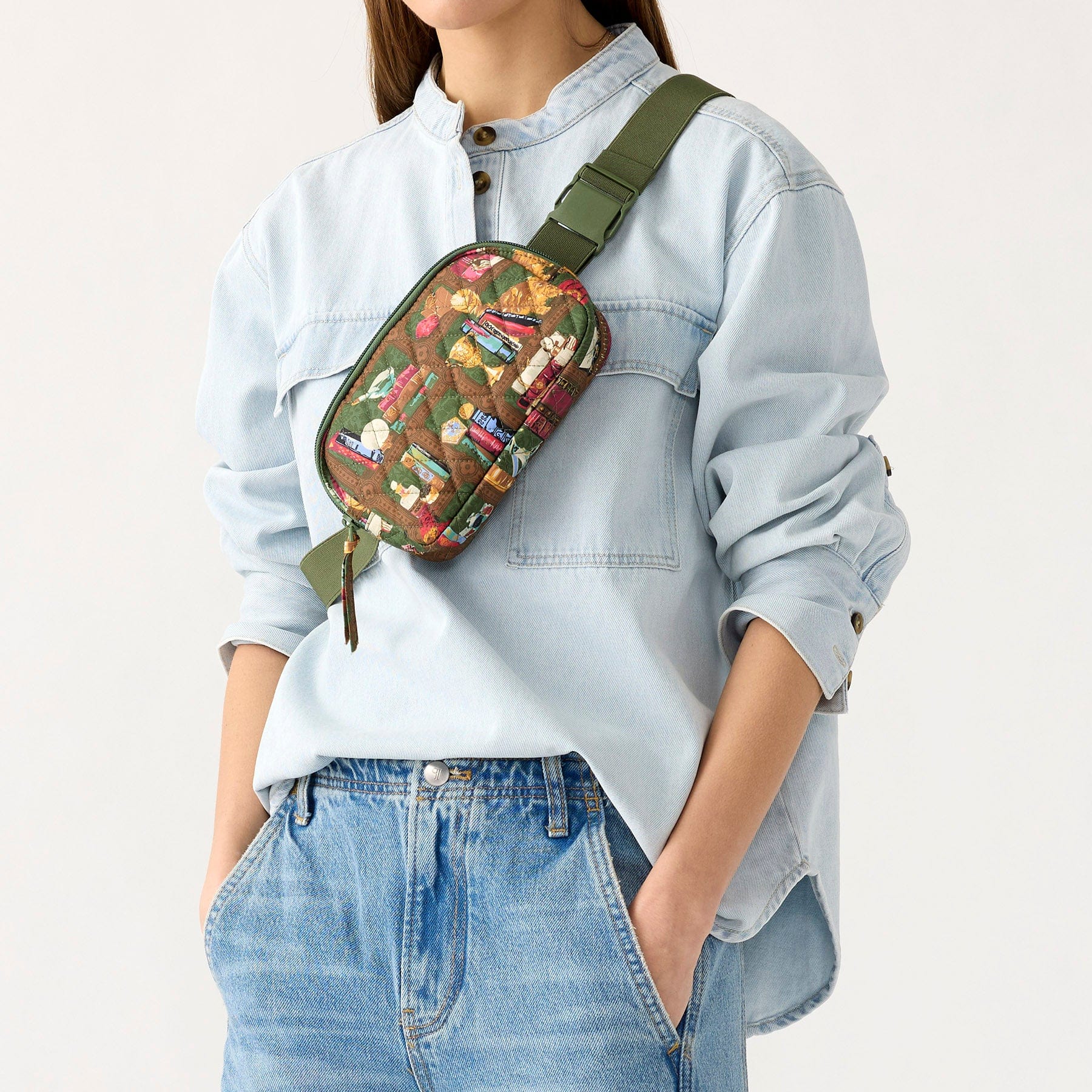 Harry Potter™  Woodward Small Belt Bag