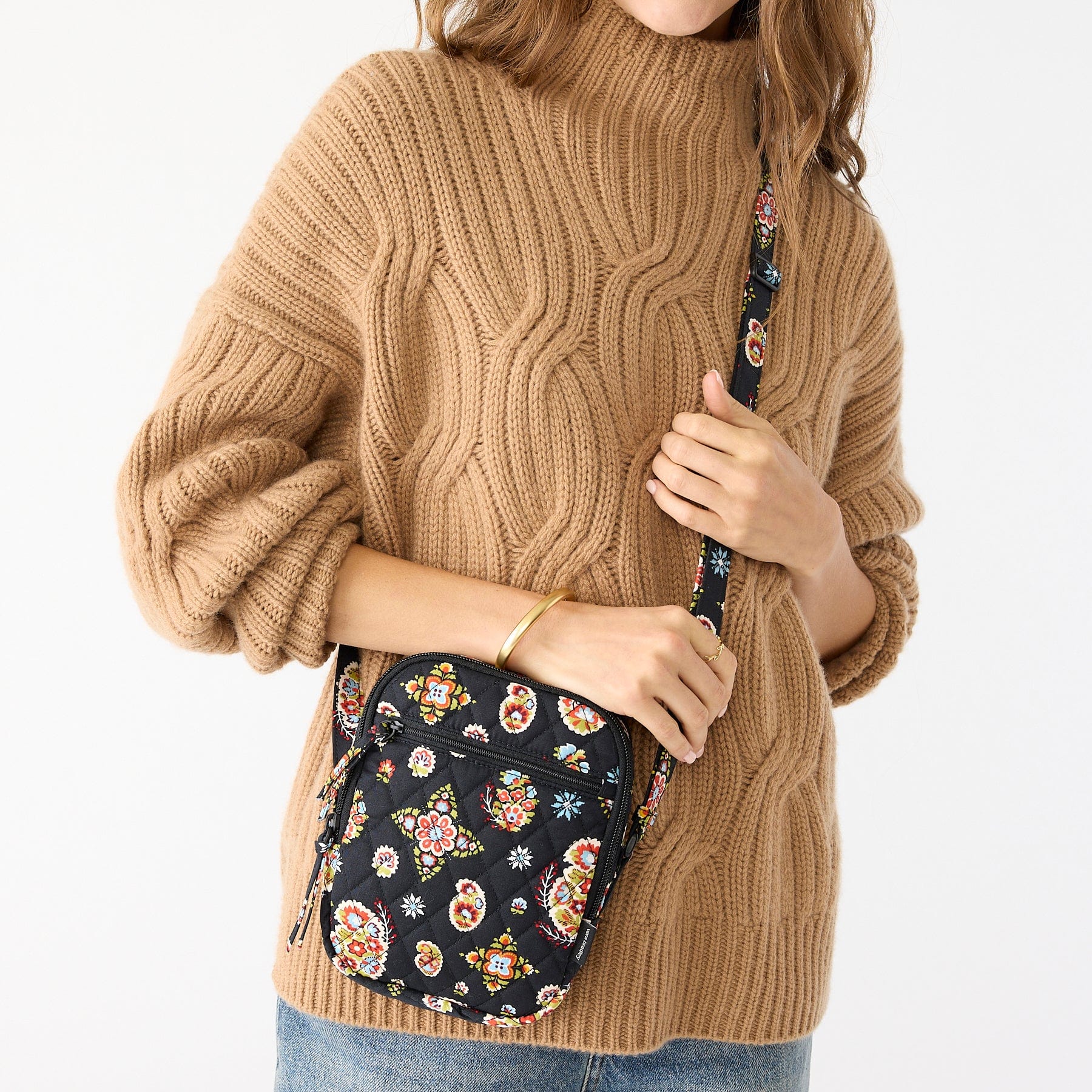 Sullivan Crossbody