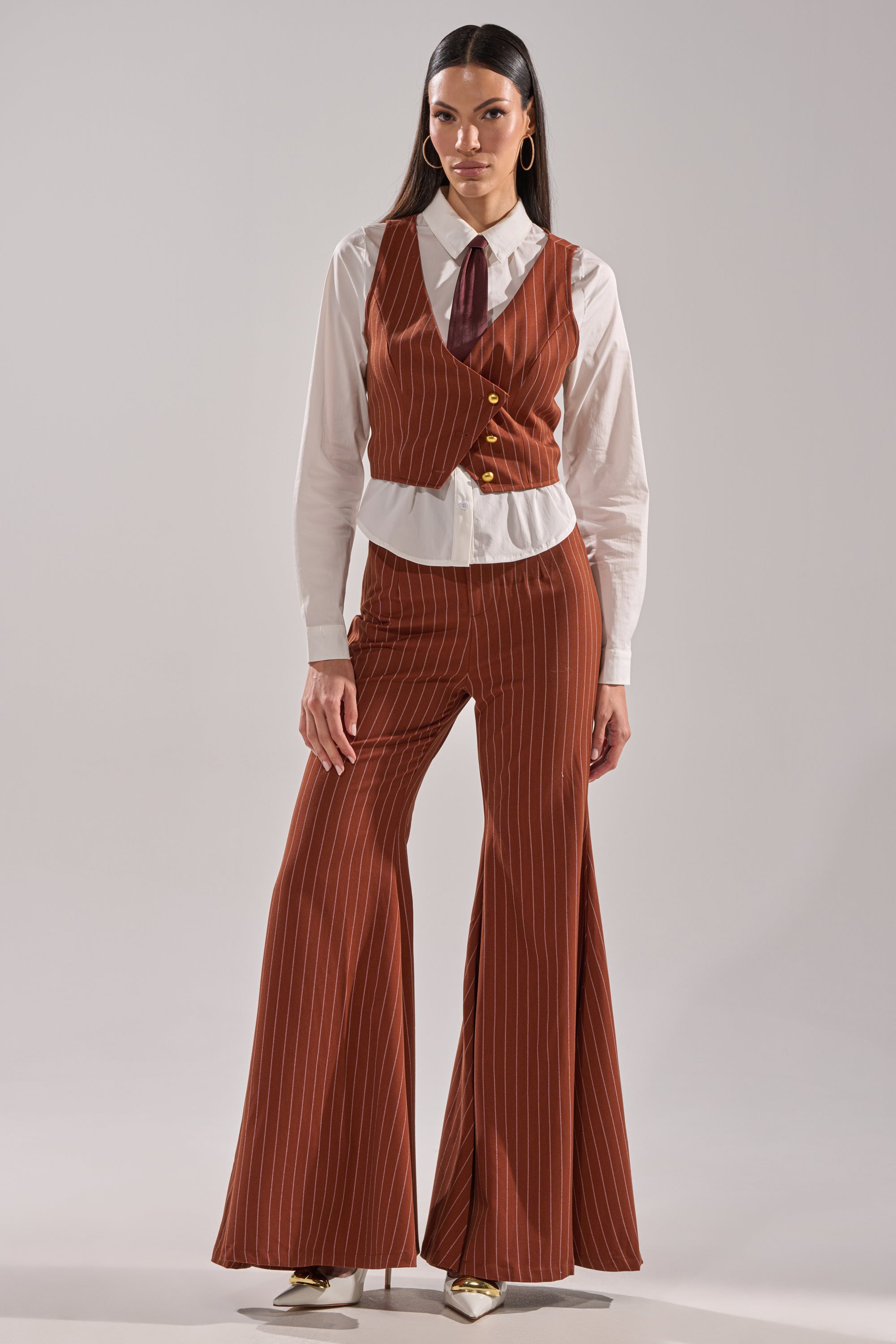 BUSINESS FIRST VEST