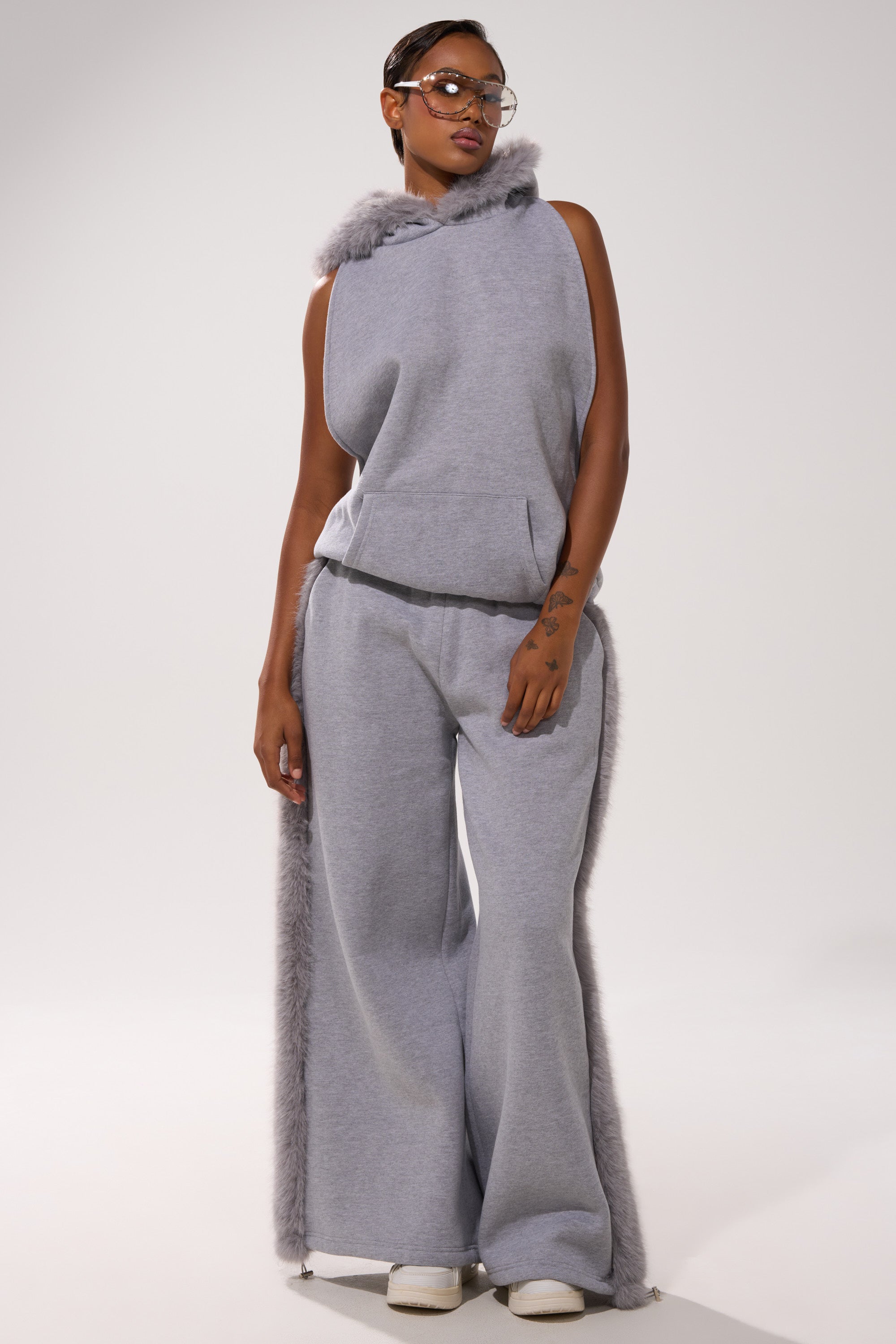 LUXE FUR JOGGER IN GREY