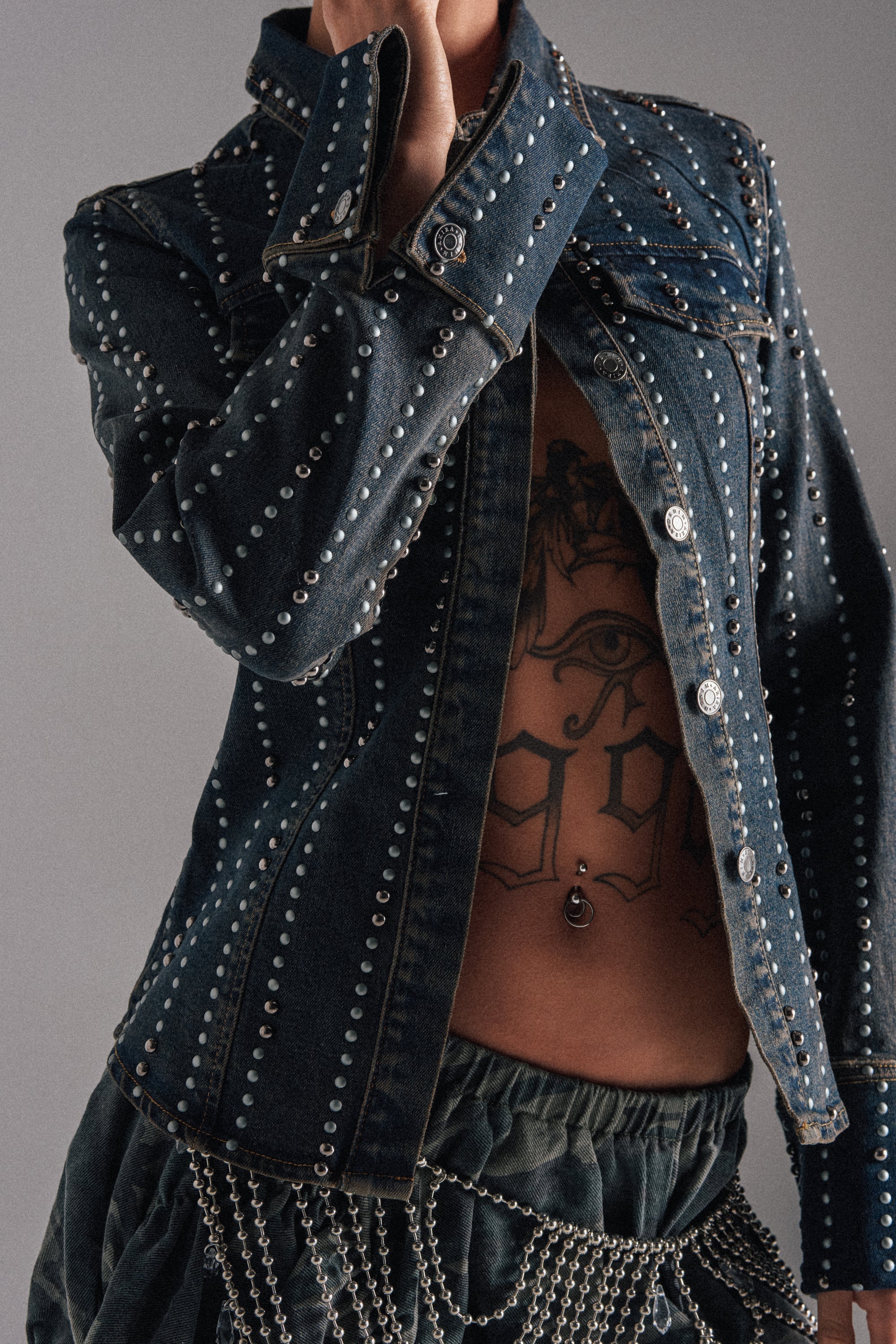 VANJA STUDDED DENIM BUTTON DOWN