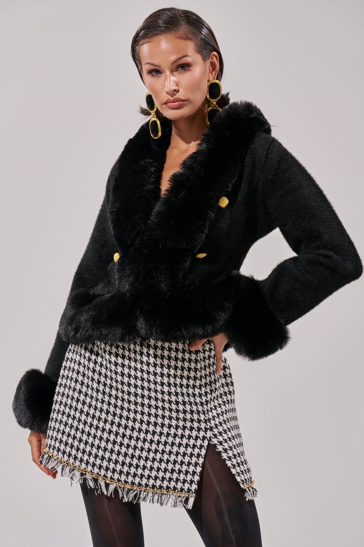 SOFT TOUCH CARDIGAN IN BLACK