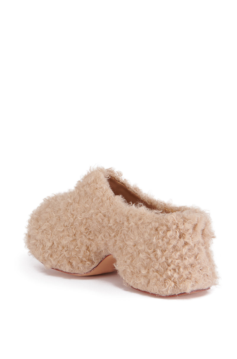 AZALEA WANG MORTICIA BROWN SHERPA CLOG